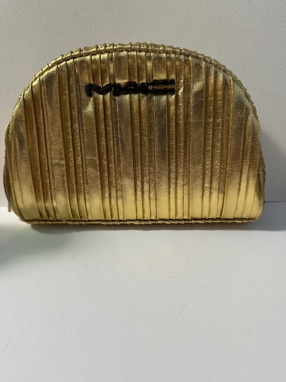 NWT MAC Cosmetics Metallic Gold Pleated Makeup Bag Cosmetic Pouch Travel Case